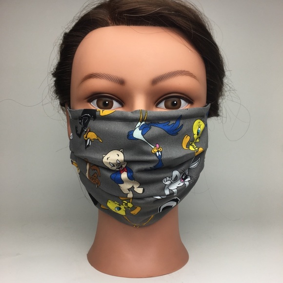 Accessories - FACE MASK w/ Filter Pocket and Nose Wire 😷